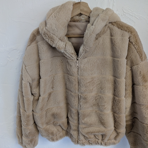 Stella Tweed Jackets & Blazers - Stella Tweed Tan Faux Fur Jacket